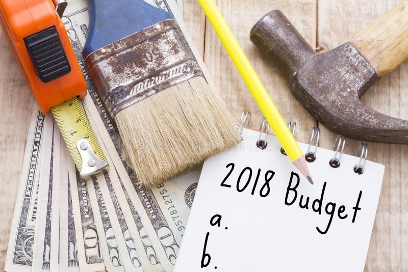 Budżet robić domowym naprawom w 2018 zdjęcie stock Budżet robić domowym naprawom w 2018 zdjęcie stock