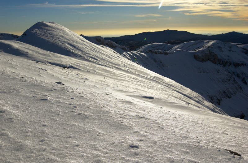 Bugeci Berge am Sonnenuntergang. lizenzfreies stockfoto Bugeci Berge am Sonnenuntergang. lizenzfreies stockfoto