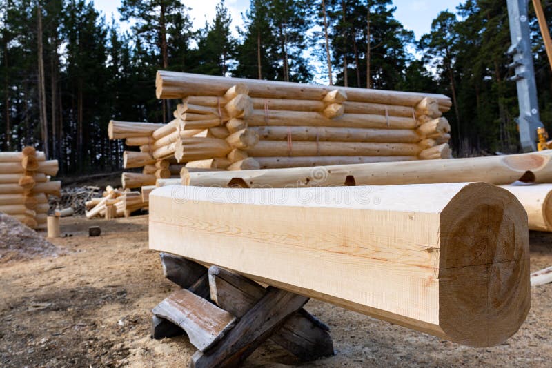 Build a House from Logs. Preparation of Logs for the Assembly of the