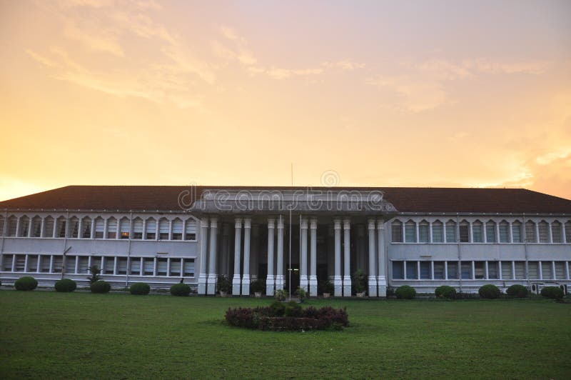 Logo Wallpaper University Of Peradeniya / பேராதனைப் பல்கலைக்கழகம்) is a