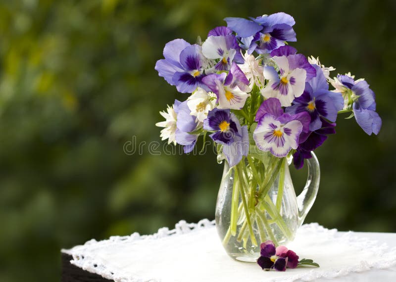 Bukett av blommor royaltyfri fotografi