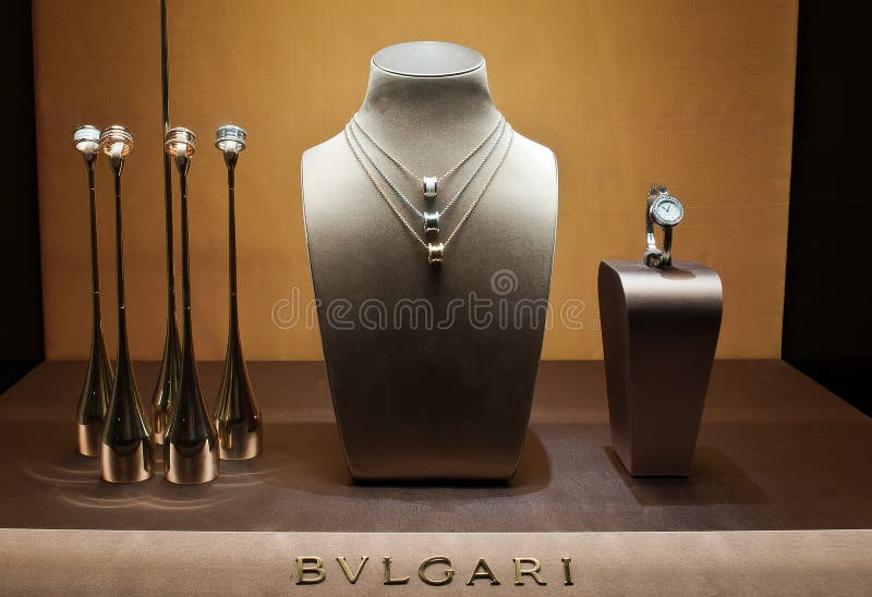bvlgari necklace shop