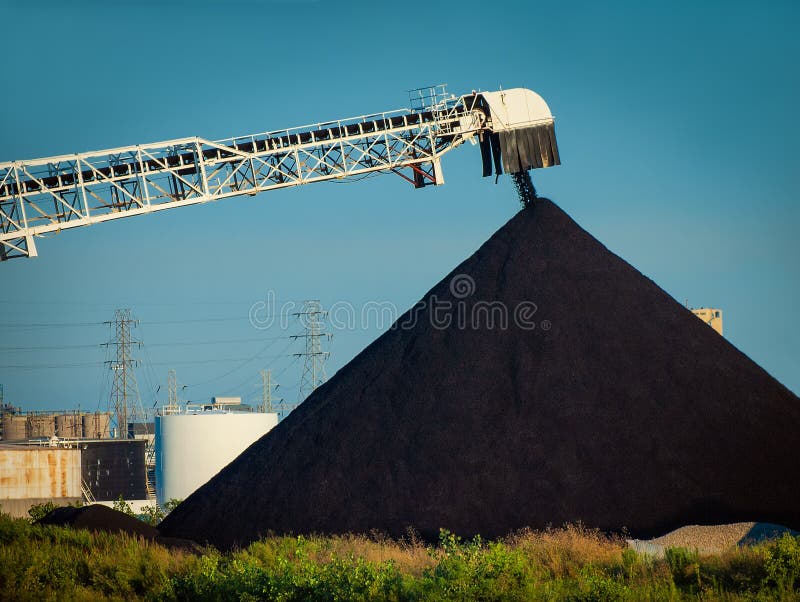 Bulk Coal Shipment Detroit River Shipping stockbild Bulk Coal Shipment Detroit River Shipping stockbild