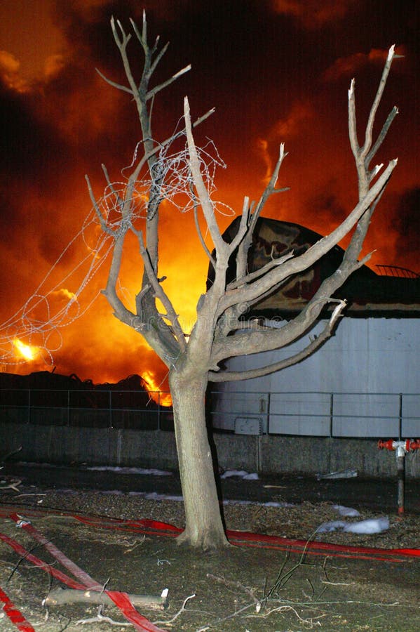 Buncefeld Fuel depot fire stock image. Image of buncefield 100172477