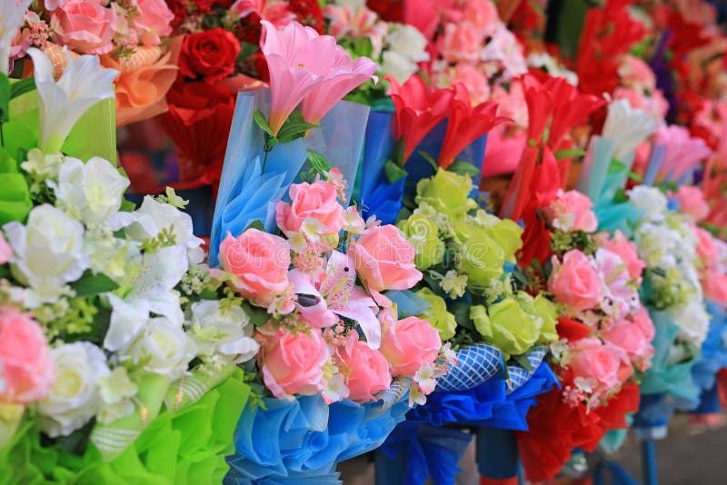 Bunch of Bouquet Rose Flower in the Row for Congratulation in ...