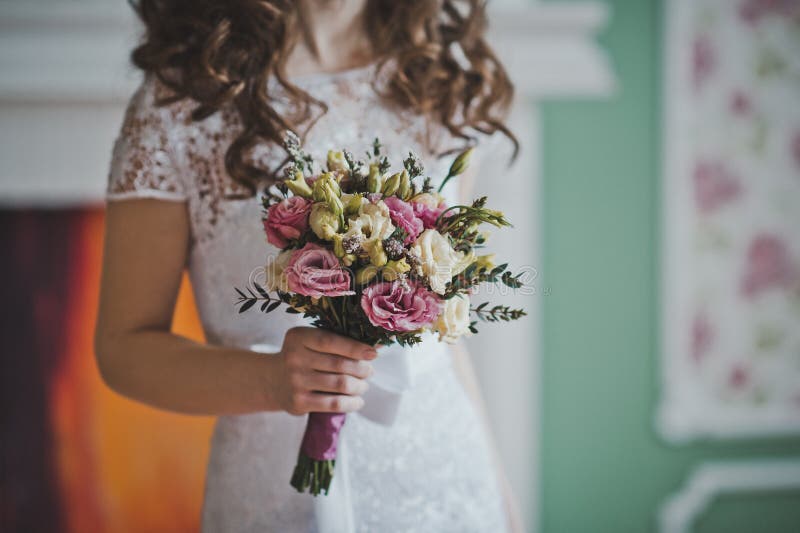 Bunch of Flowers in Hands of the Bride 2646. Stock Image Image of woman, white 54217957