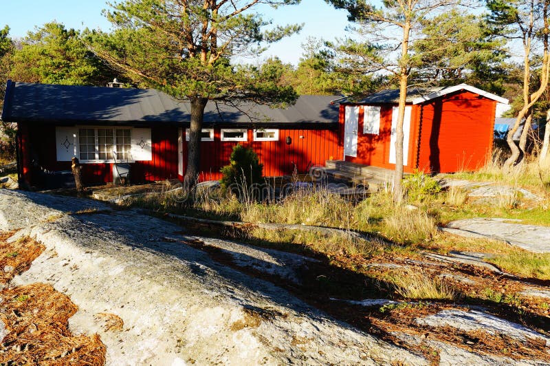 Bungalow rosso immagine stock libera da diritti