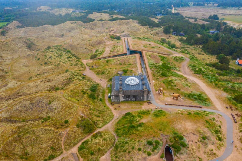 Bunker de Tirpitz acolhendo um museu na Dinamarca fotografia de stock royalty free
