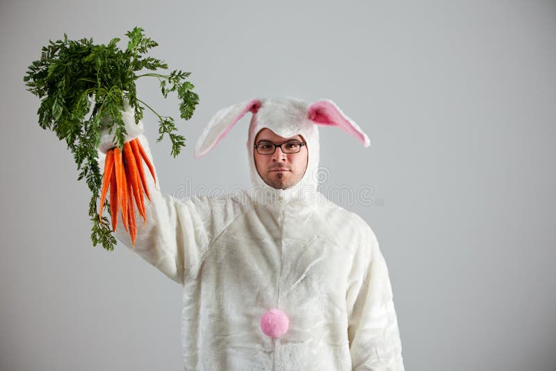 Bunny: Rabbit Succeeds in Getting Carrots