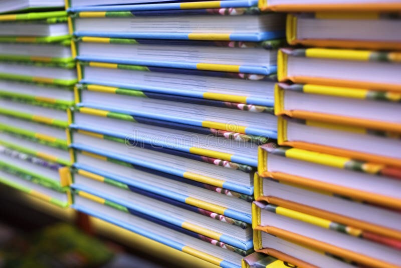 Bunte Bücher stockfotografie Bunte Bücher stockfotografie