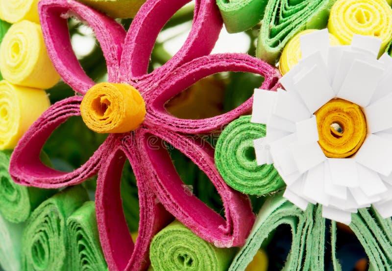Bunte dekorative Blumen gemacht vom Papier stockbilder Bunte dekorative Blumen gemacht vom Papier stockbilder
