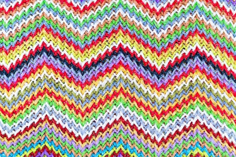 Bunte gestrickte plastick Tasche passend für Beschaffenheit oder Hintergrund lizenzfreies stockfoto