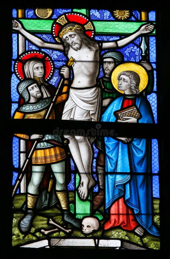 Buntglas - Jesus auf dem Kreuz stockbild Buntglas - Jesus auf dem Kreuz stockbild