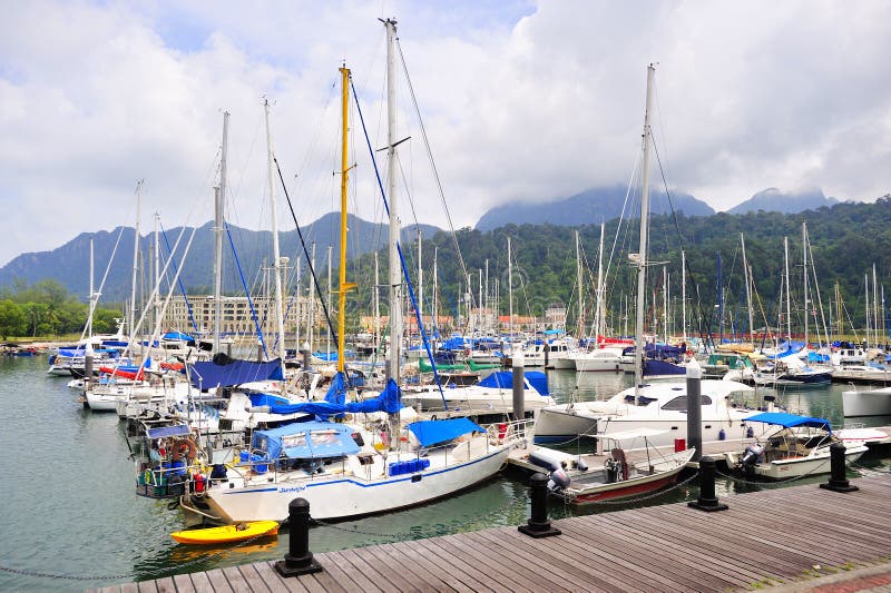 replay mens flip flops