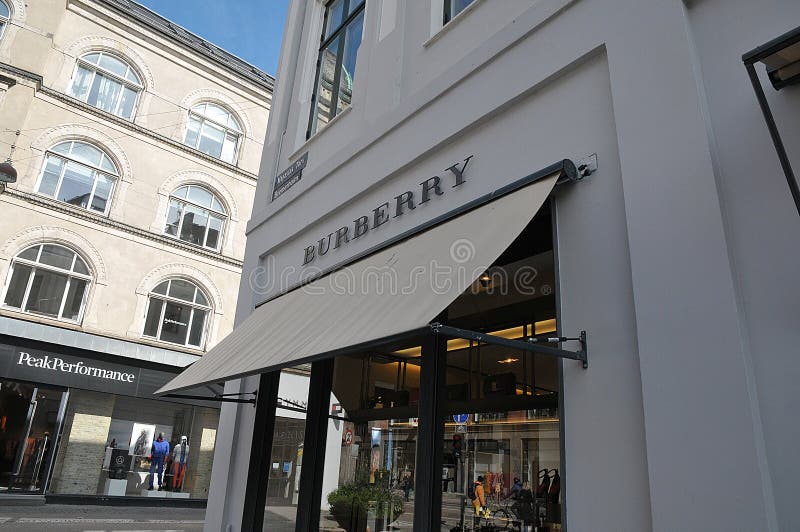 burberry shops