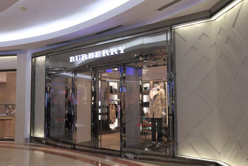 Burberry Shop in Siam Premium Outlets Bangkok Editorial Photo - Image of  architecture, community: 196271676