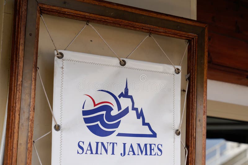 Saint James Signo De Texto Y Logotipo De Marca De Ropa Barco Marino Y  Tienda De Moda Foto de archivo editorial - Imagen de comercio, editorial:  223681248