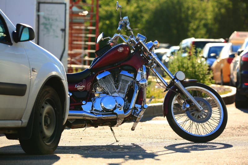 Red Suzuki Intruder 800 Motorcycle on a Sunny Day. Rigt View Editorial  Stock Photo - Image of suzuki, road: 155476893