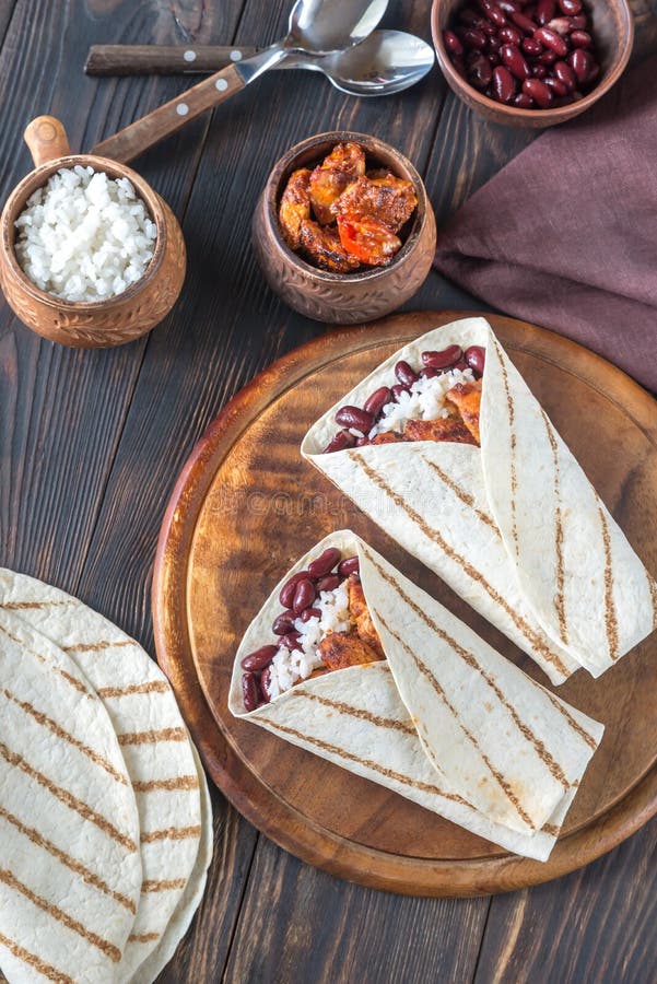 Pollo arrostito del adobo fotografia stock. Immagine di brown 76709898