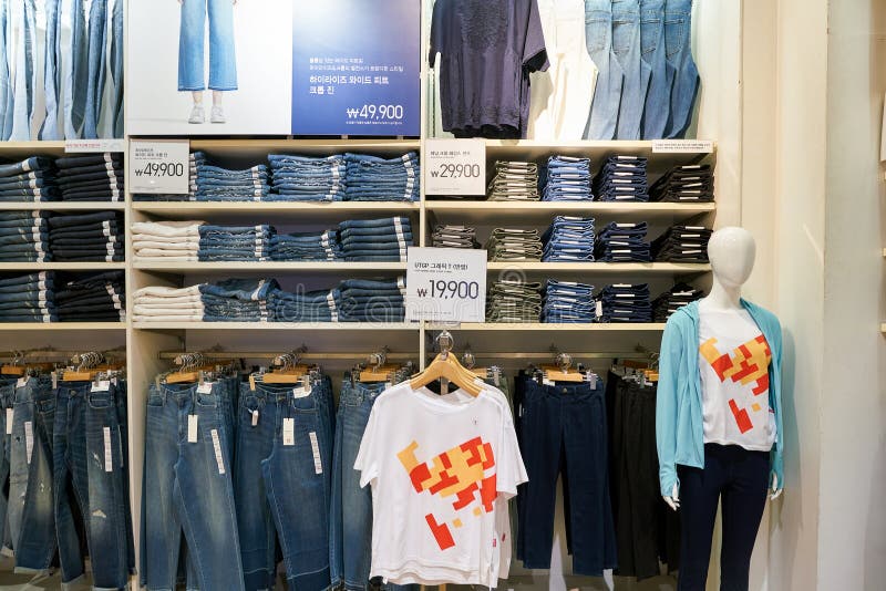 Uniqlo editorial image. Image of fashion, pattaya, design - 99037240