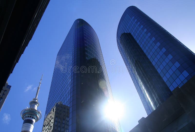 Il negozio edifici centro da, nuovo.