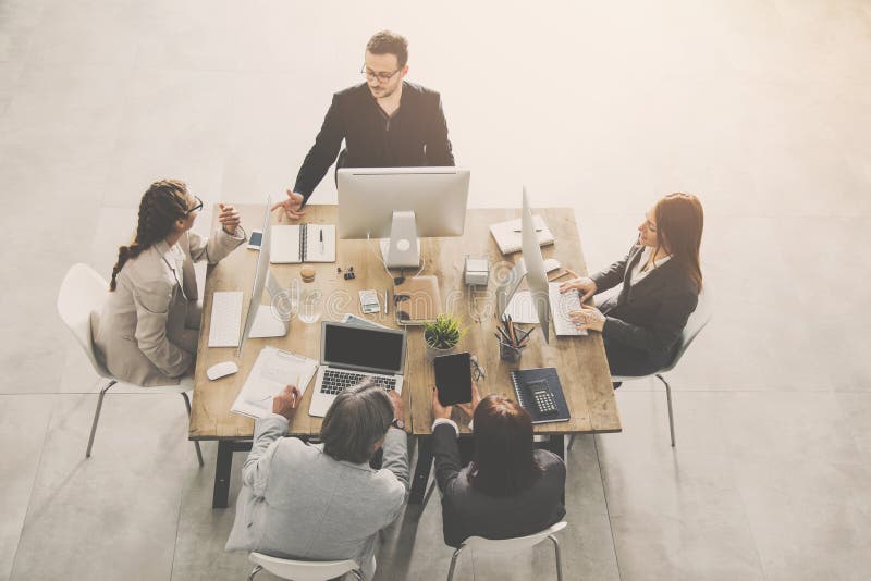business group office people working στοκ εικόνες με δικαίωμα ελεύθερης χρήσης business group office people working στοκ εικόνες με δικαίωμα ελεύθερης χρήσης