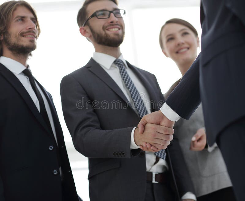 companys with hands off leadership companys with hands off leadership