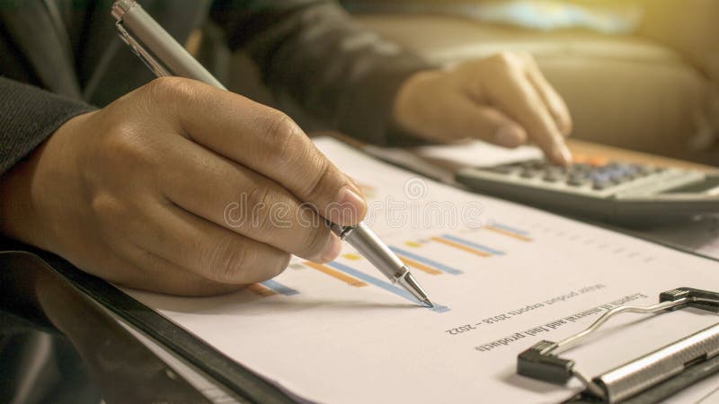 How to Rebuild Credit After Divorce or Addiction - Financial recovery guide