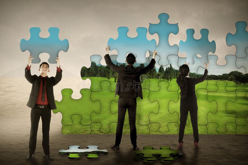 Assembling Stock Illustrations 4 828 Assembling Stock Illustrations Vectors Clipart Dreamstime