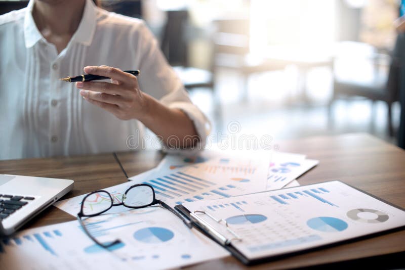 business woman work in the coffee shop royalty free stock image business woman work in the coffee shop royalty free stock image