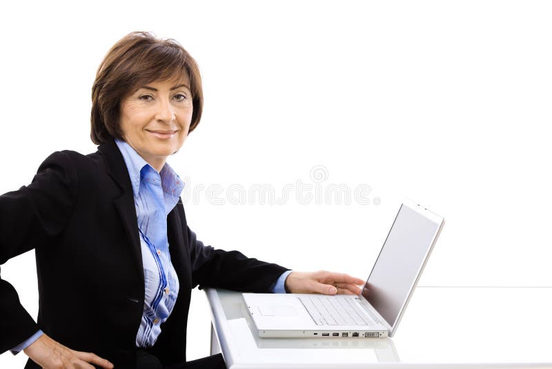Businesswoman computer laptop senior using στοκ φωτογραφίες