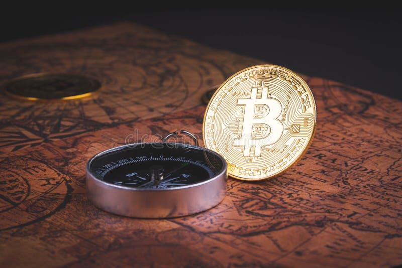 Bussola e bitcoin. viaggiare e critocratiche. acquisto di biglietti con monete in euro. immagini stock