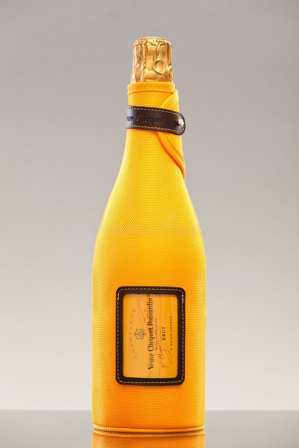 Butelka Veuve Clicquot szampan zdjęcia royalty free Butelka Veuve Clicquot szampan zdjęcia royalty free