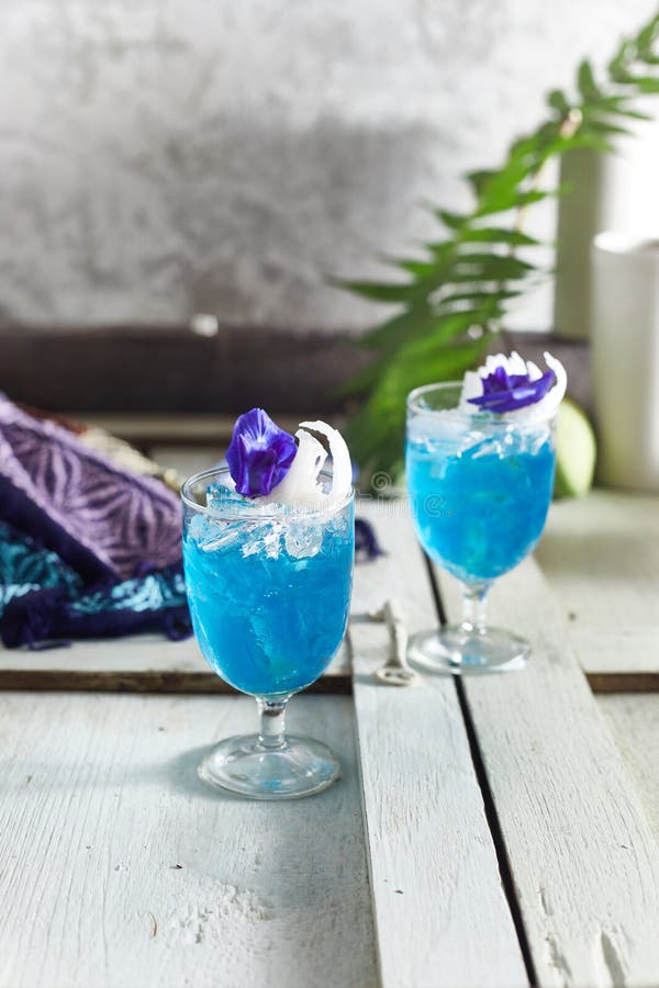Butterfly Pea Juice. stock photo. Image of cold, floral 158903454