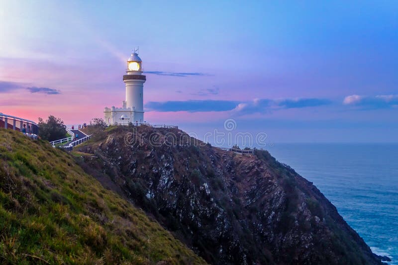 Byron Podpalana latarnia morska fotografia royalty free Byron Podpalana latarnia morska fotografia royalty free
