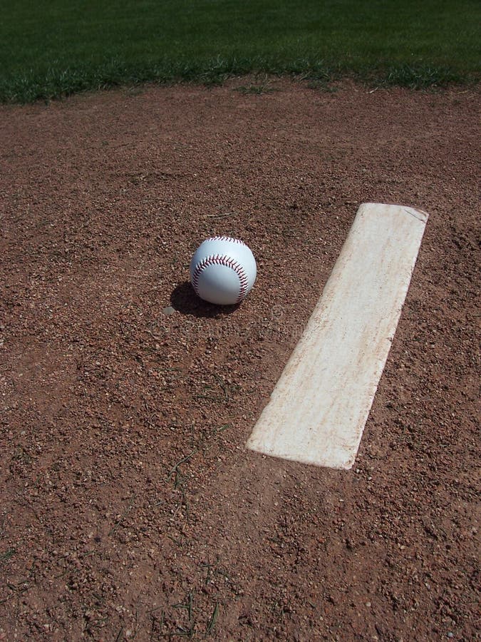 Béisbol y montón de jarras imagen de archivo libre de regalías Béisbol y montón de jarras imagen de archivo libre de regalías
