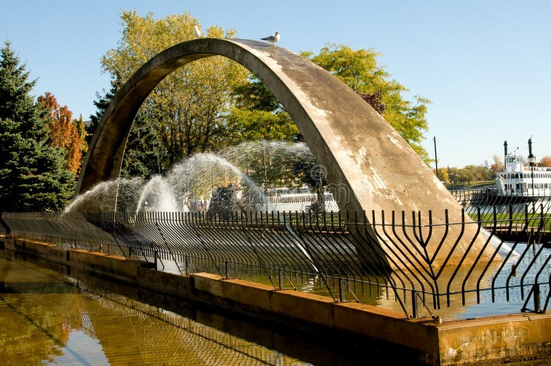 Confederation Arch Fountain. Arch represents the aim of fathers of Confederation to unify the provinces from Atlantic to Pacific coasts, Kingston Park, Ontario. Confederation Arch Fountain. Arch represents the aim of fathers of Confederation to unify the provinces from Atlantic to Pacific coasts, Kingston Park, Ontario