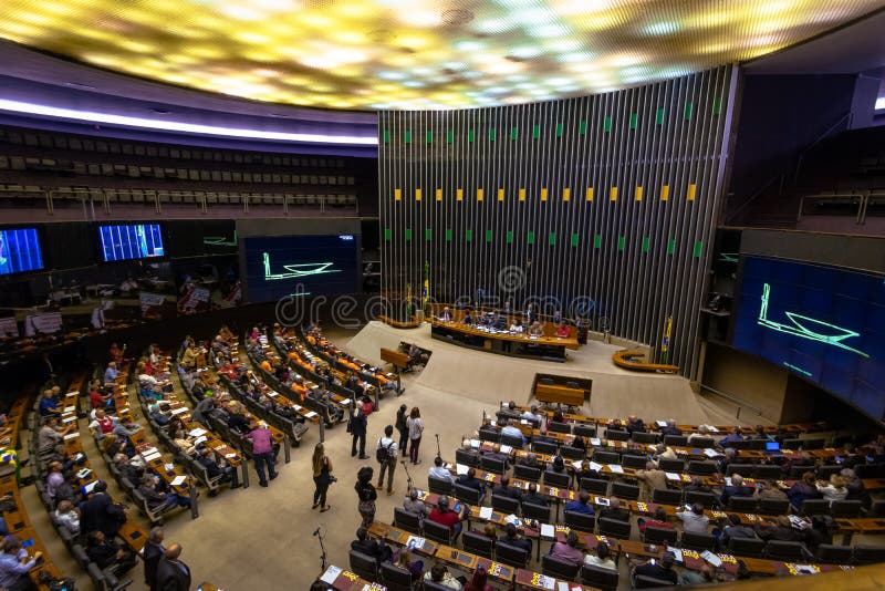 Câmara Plenária Do Senado Federal No Congresso Nacional Brasileiro -  Brasília, Distrito Federal, Brasil Imagem de Stock Editorial - Imagem de  agosto, urbano: 125699219