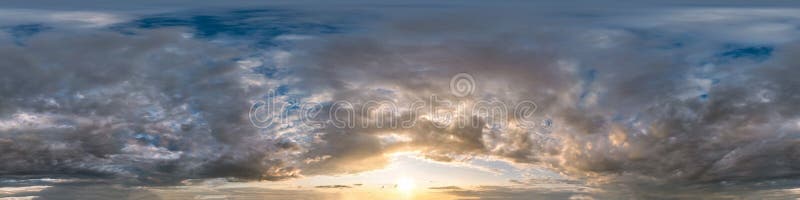 céu azul com nuvens. panorama hdri sem costura visão de ângulo de 360 graus  com zênite