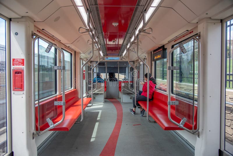 C-Train w centrum Calgary, Alberta zdjęcia stock