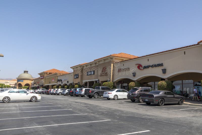 Cabazon Outlets Mall editorial photo. Image of shops 247415536