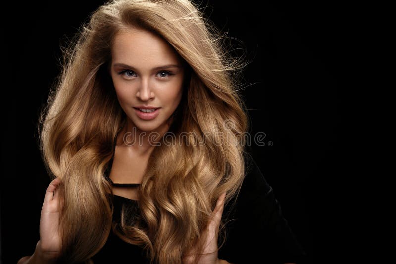 Cabelo lindo. Mulher de beleza com Foto stock 342280655