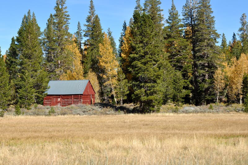 Cabin in the Sierra Nevada Mountains Stock Photo Image of north, blue