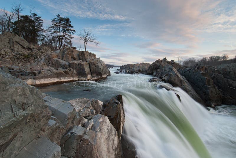 Cachoeira das grandes quedas de rio de Potomac imagem de stock Cachoeira das grandes quedas de rio de Potomac imagem de stock