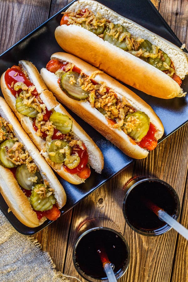 Chicago-Style Hot Dog: mais que um cachorro quente americano - Vou