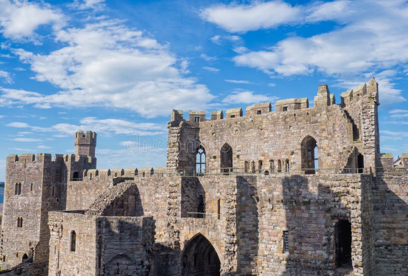 caernarfon βόρεια Ουαλία κάστρων στοκ εικόνα με δικαίωμα ελεύθερης χρήσης caernarfon βόρεια Ουαλία κάστρων στοκ εικόνα με δικαίωμα ελεύθερης χρήσης