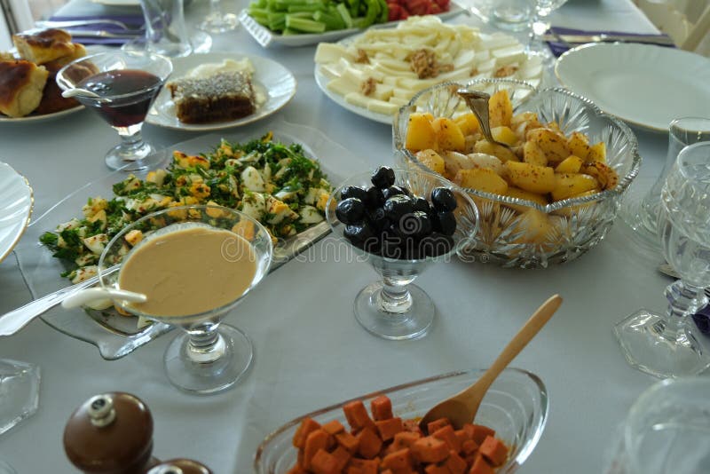 Caf? da manh? tradicional do turco imagem de stock Caf? da manh? tradicional do turco imagem de stock
