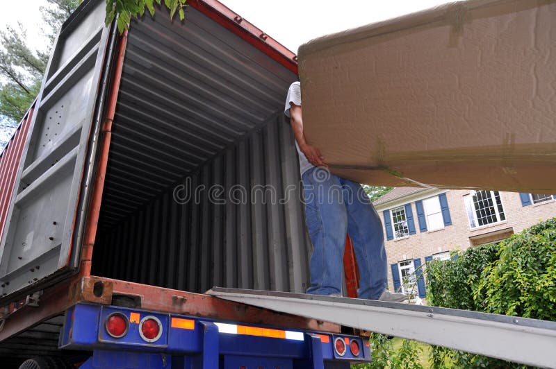 Caixas carreg em caminhão movente