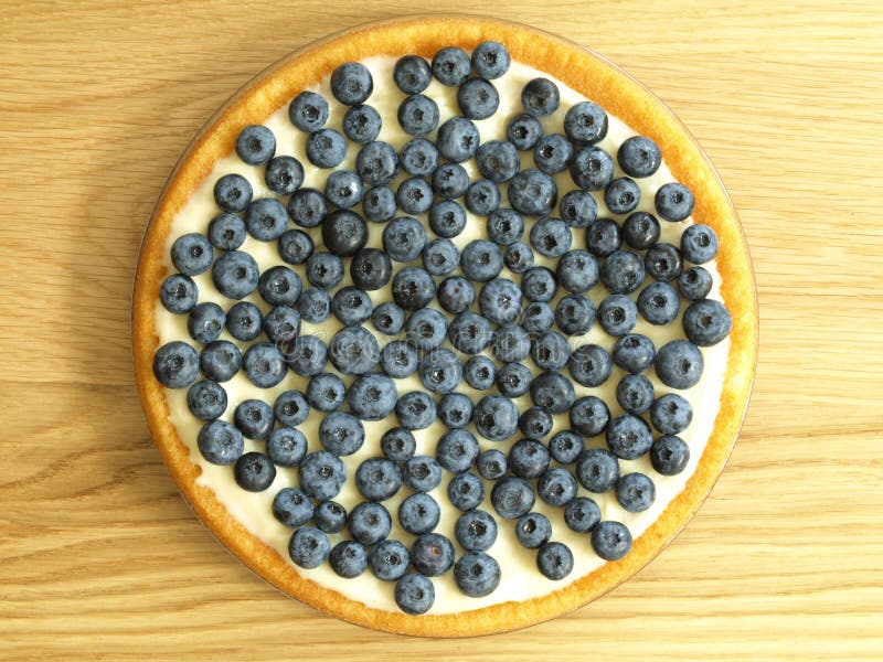 Cake with blueberries