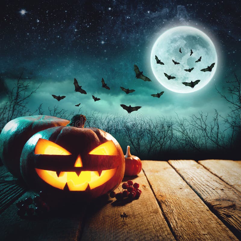 Calabaza De Halloween En Forest Halloween Background Oscuro Foto de archivo - Imagen de resplandeciente, calabaza: 124122950 Calabaza De Halloween En Forest Halloween Background Oscuro Foto de archivo - Imagen de resplandeciente, calabaza: 124122950